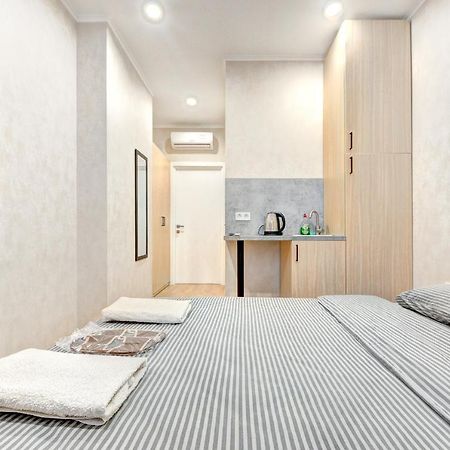1 Room Apartment Near National Circus Kijev Kültér fotó