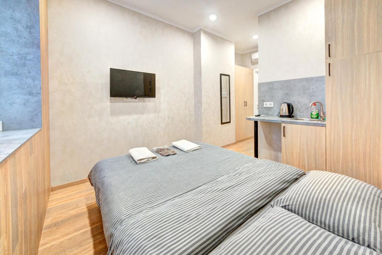 1 Room Apartment Near National Circus Kijev Kültér fotó